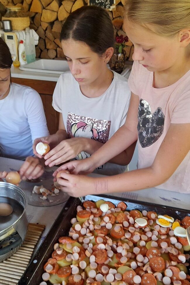 Kisnána, nyári tábor gyerekeknek, állatos tábor, tanyasi tábor, falusi táborok